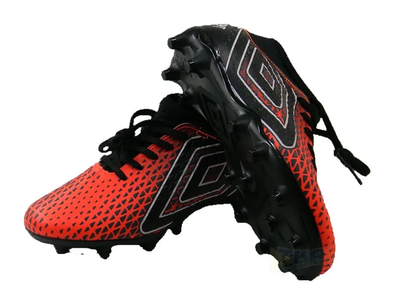 Chuteira Umbro MUTANT Campo pto/lrj infantil