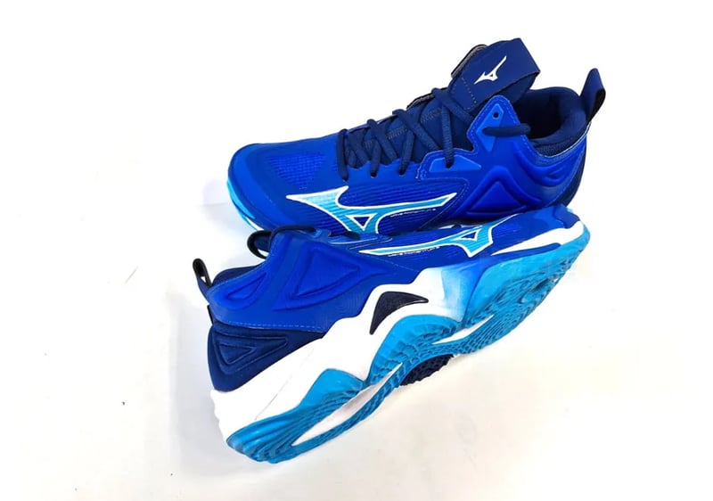 Tenis Mizuno Wave Momentum 3 Mid azl