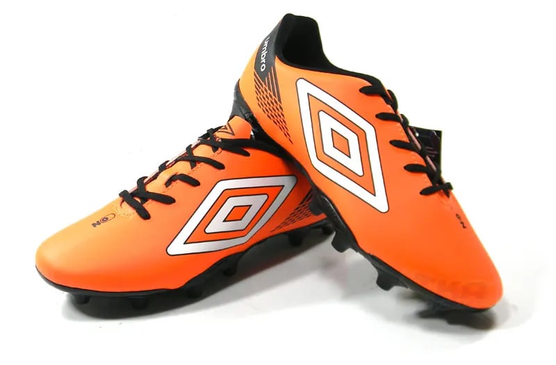 Chuteira Umbro ON Campo lrj/pto