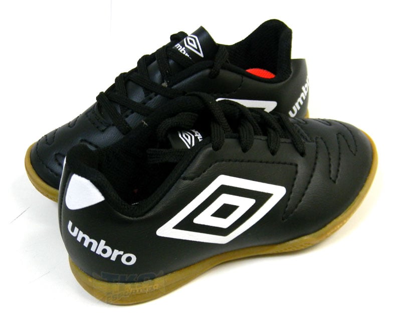Tenis-Umbro-CLASS-2-Futsal-pto-infantil4